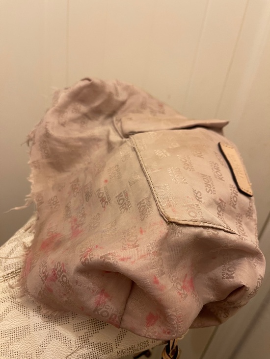 Michael Michael Kors please check all picture of condition - Picture 11 of 17